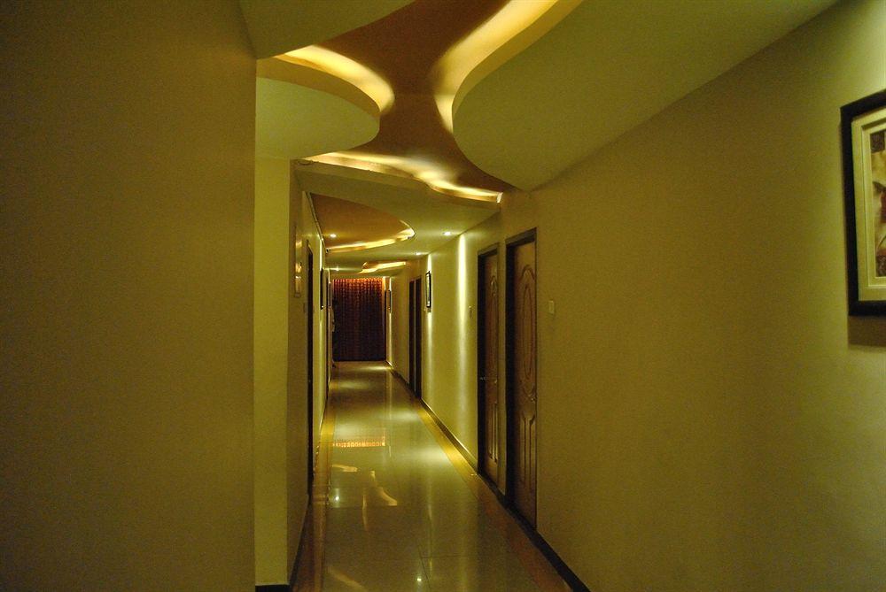 Hotel Mars Classic Čennai Exteriér fotografie