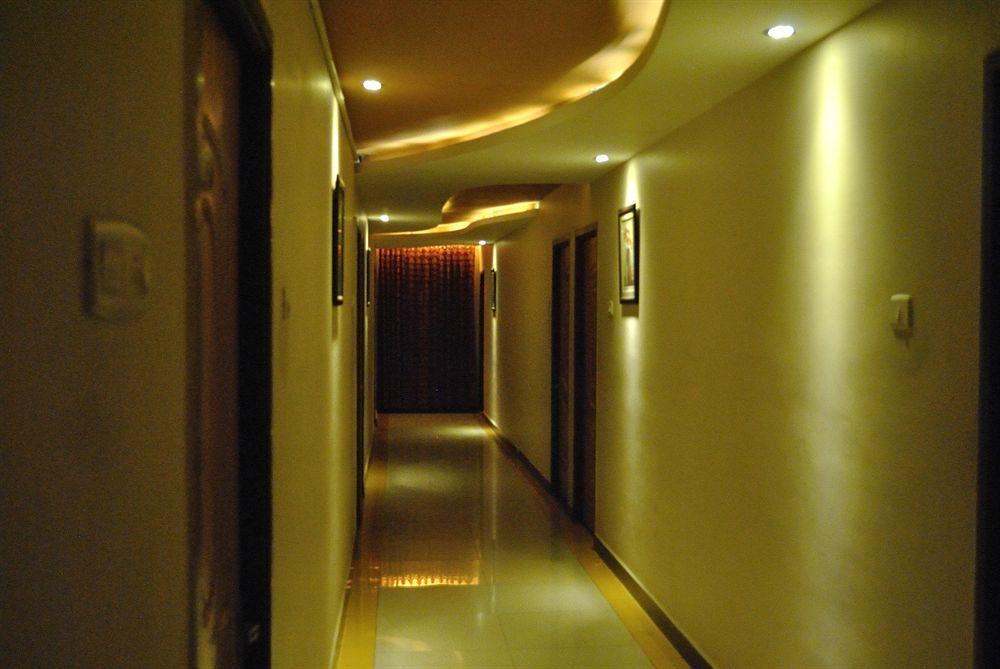 Hotel Mars Classic Čennai Exteriér fotografie